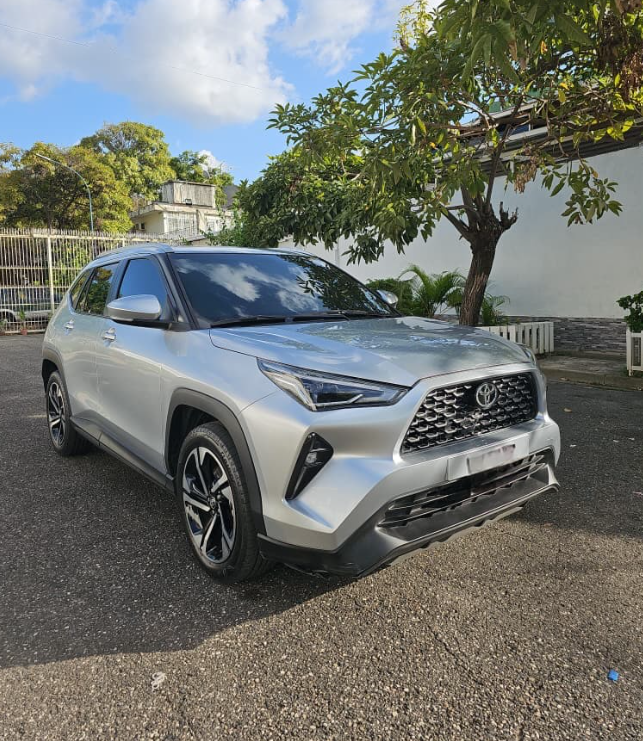 AUTO TOYOTA 2024